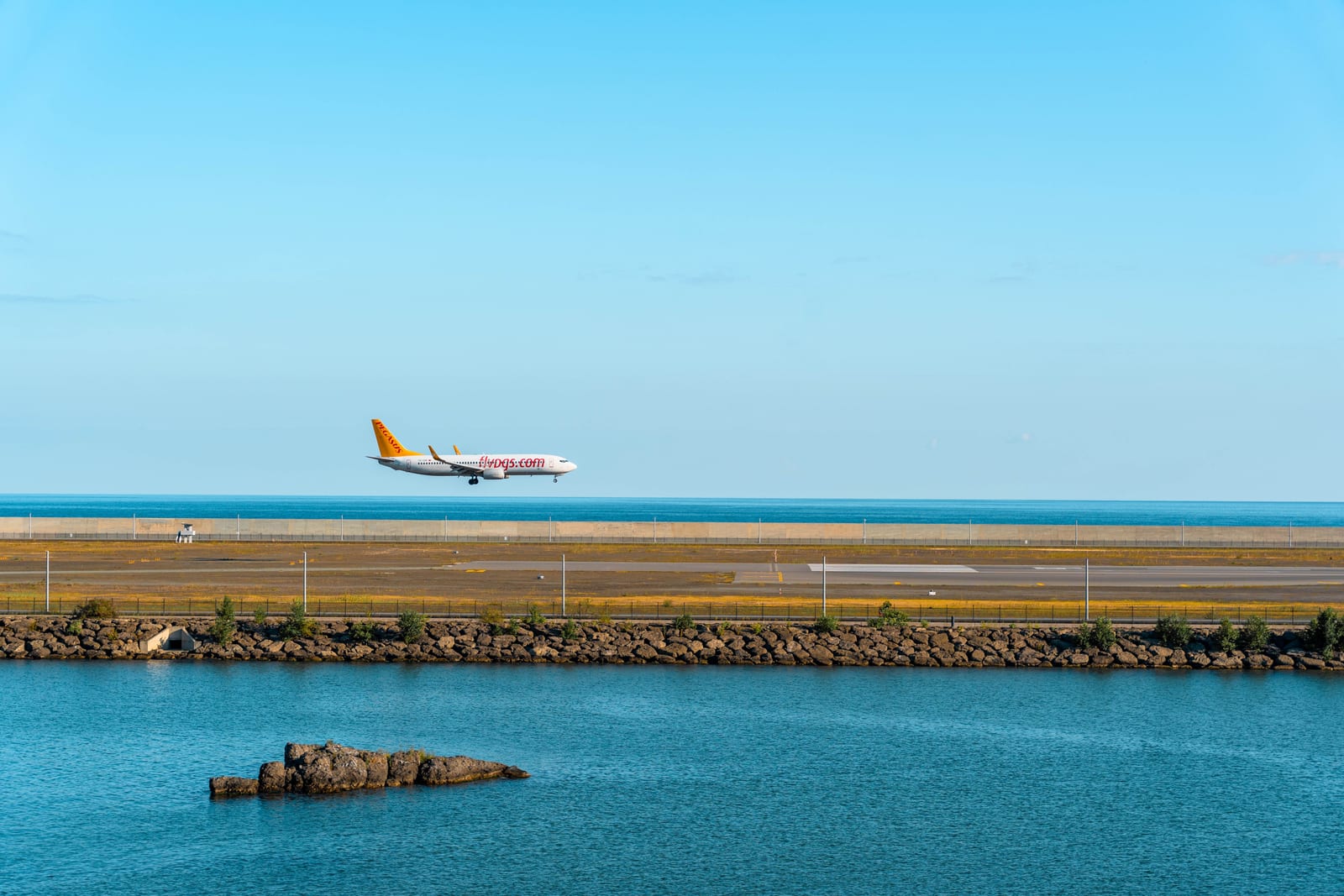 Which Airport Do You Fly Into for Santorini? Thira, JTR and the "Nearest Airport" Question, Answered